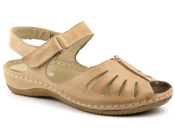 Un fabricante de calzado, calzado infantil para hombre y mujer fabricado en piel natural.